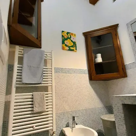Livornine Rustico Con Posto Auto *